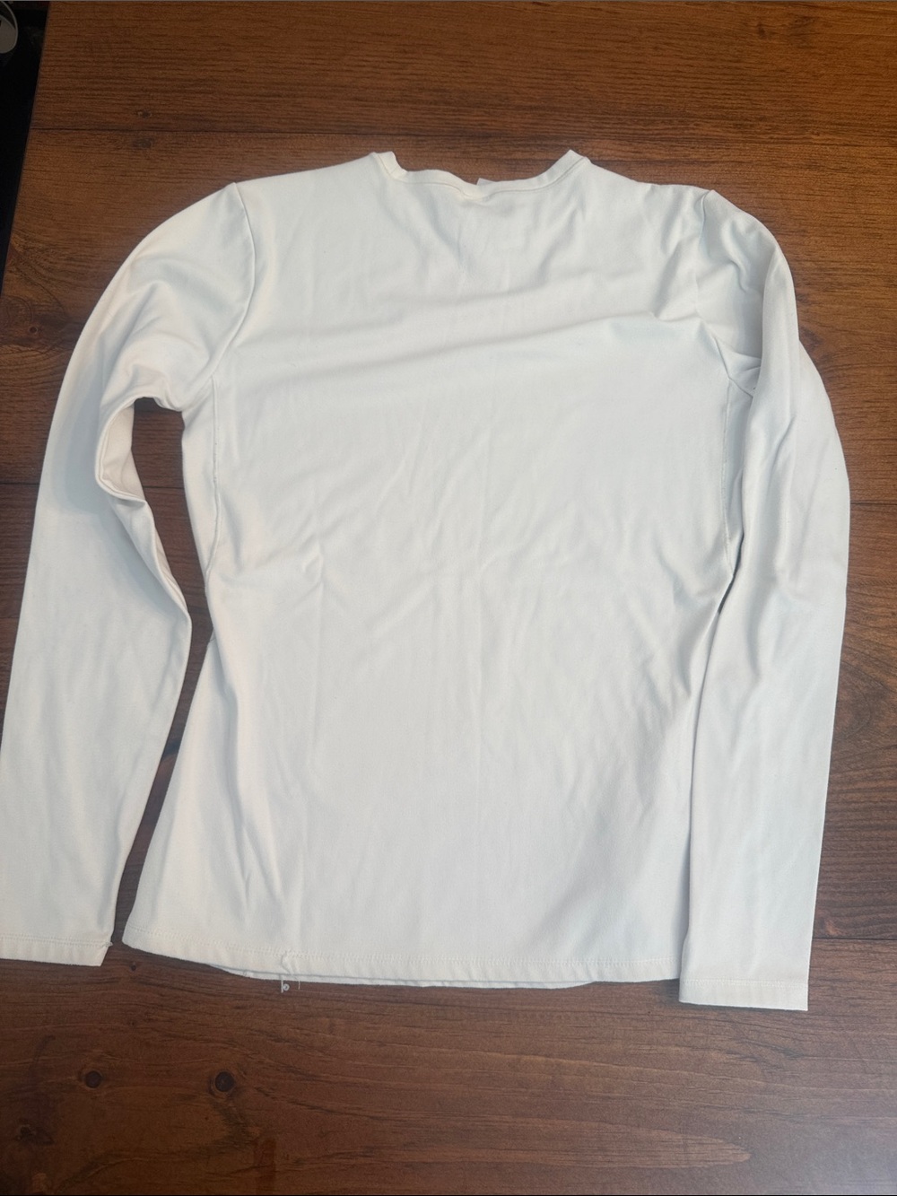 Yogalicious women’s  Long-Sleeve Crew Neck Shirt - White - Picture 4 of 5